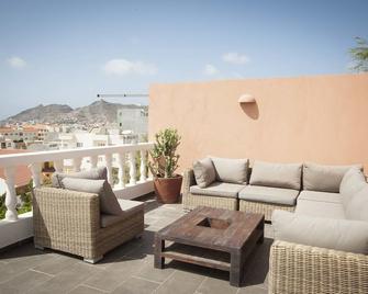 Vila Mira Mar - Mindelo - Balcon