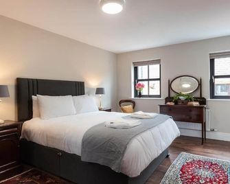 Bridge Street Townhouse - Kenmare - Bedroom