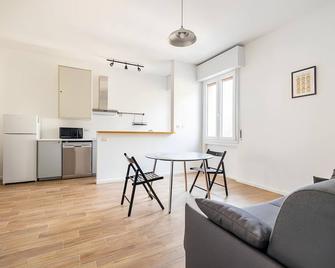 Santa Giulia Suite - 15 minutes from city centre - Milano - Soggiorno