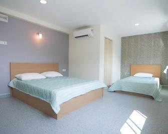 Peace Casa - Homely & Cosy - Butterworth - Bedroom