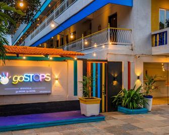 Gostops Plus Goa, Vagator - Goa Velha - Edificio