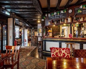 The New Inn by Roomsbooked - Gloucester - Bar