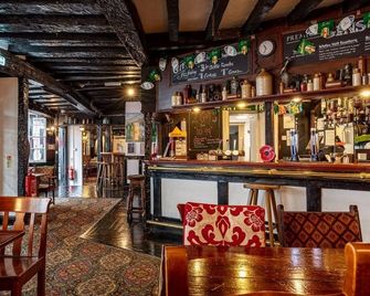 The New Inn by Roomsbooked - Gloucester - Baari