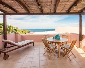 Cala Flores Gem - Sea View Lovely Apartment - Porto Cervo - Balcony