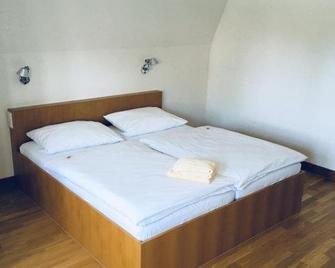 Evangelische Tagungsstätte Hofgeismar - Hofgeismar - Schlafzimmer