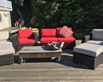Beautiful Cottage on Lake Muskoka w/ Hot Tub - Bala - Patio