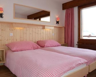 Hotel Mirabeau - באניה - חדר שינה