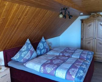 Ferienhaus Schöne Aussicht - Esch - Habitación