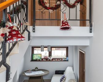 Apartamente Simona Brasov - Braşov - Escalier