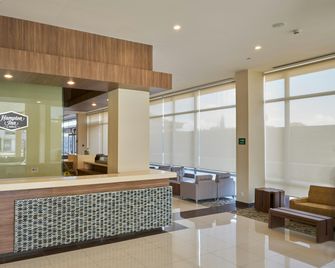 Hampton Inn by Hilton Irapuato - Irapuato - Recepce