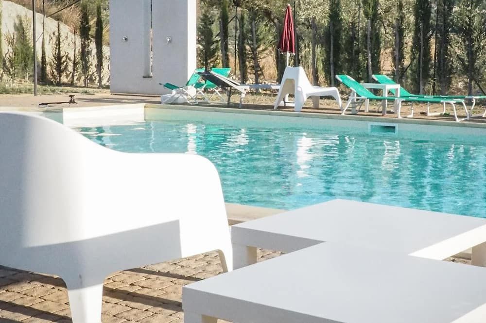 Valguarnera Caropepe - Enna - Pool