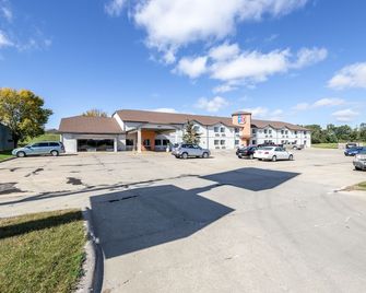 Motel 6 Waterloo - Waterloo - Κτίριο