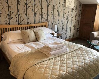 The Crooked Inn - Saltash - Bedroom