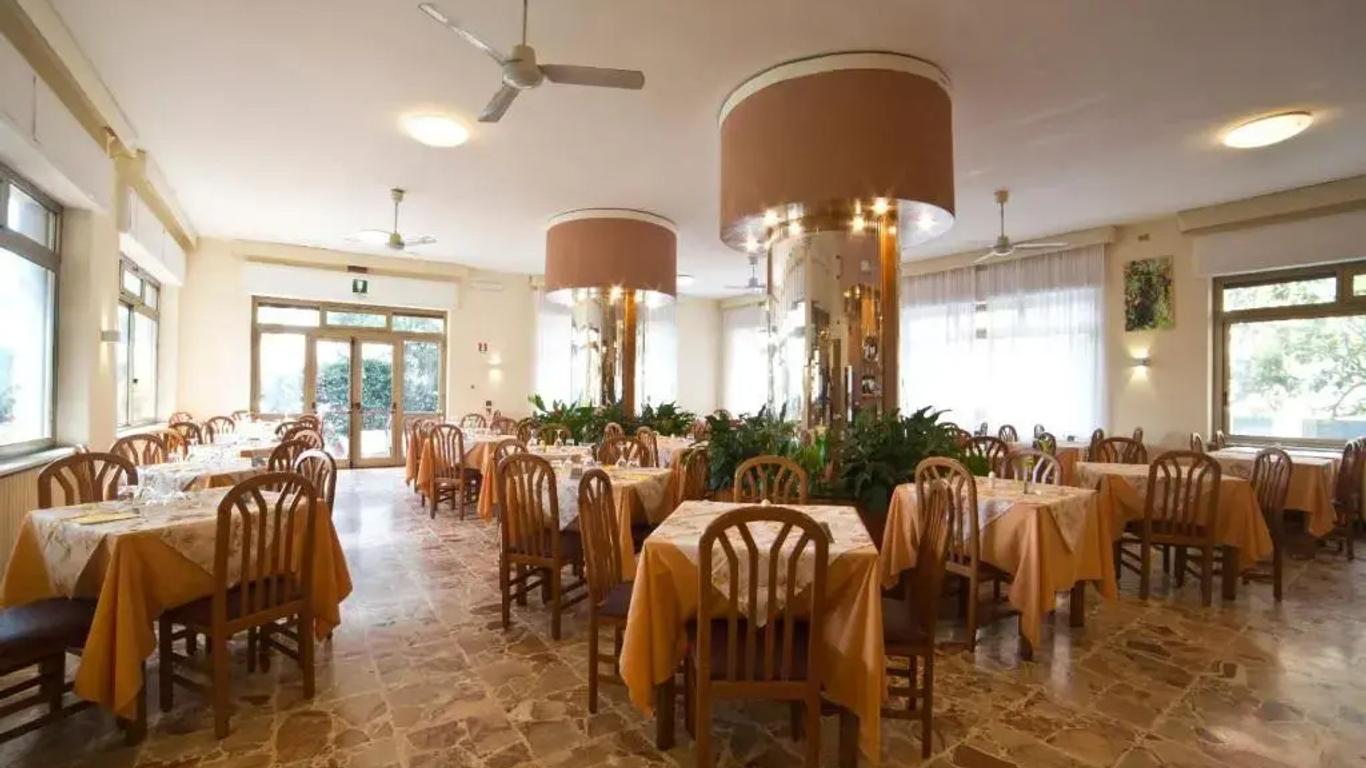Hotel Kristall
