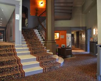 ibis Styles Metz Centre Gare - Metz - Trappen