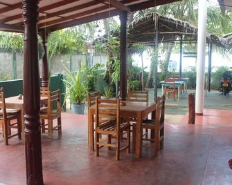 Eco beach Hotel & Ayurveda spa - Tangalla