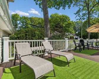 Pool, Dream Home Gym, Tv+desk in Each Room, 85' Tv, Games, 2 Bkb Hoops, Fire Pit - Lewiston - Innenhof