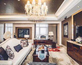 Wanda Realm Dandong - Dandong - Living room