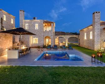 Caldera Theros Villas - Anissaras - Pool