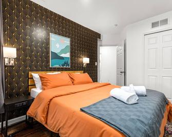 Opulent 2 Bedroom Getaway - Detroit - Schlafzimmer