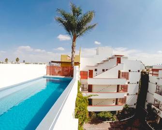 Inmotega - Suites Tg - San Luis Potosí - Piscina