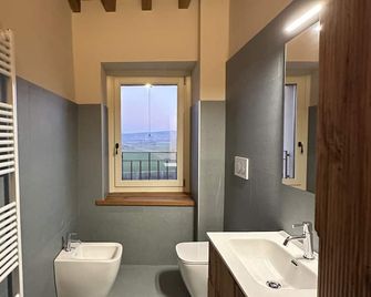 La Valle del Re - Agriturismo - Medesano - Badkamer