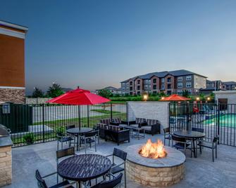 TownePlace Suites by Marriott Waco South - Waco - Patio