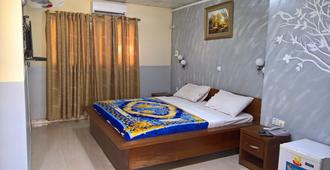 Hotel Pour Vous - Kinshasa - Bedroom