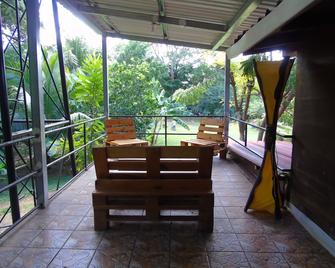 Hostal Villas Mexico - San Juan del Sur - Balcón