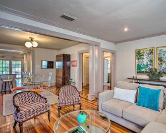 Dallas Couples Retreat: Walk to Lower Greenville! - Dallas - Olohuone
