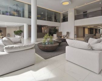 O Condominium Beachfront Residences, by Bocobay Aruba - Oranjestad - Lobby