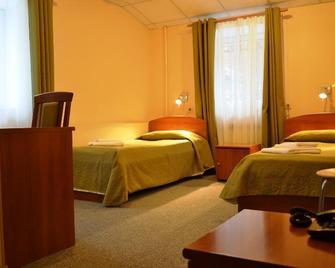 瓦西里島里納爾迪飯店 - 聖彼得堡 - 臥室