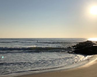 Ocean Block: Georgian Colonial 6 BR, Sweeping Ocean/Lake Views. Pet friendly! - Bradley Beach - Пляж