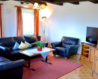 Haus Gnaedinger - Hagnau am Bodensee - Huiskamer