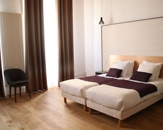 Hotel Saint Vincent - Lyon - Habitación
