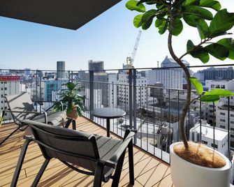 Southwest Grand Hotel - Naha - Balkon