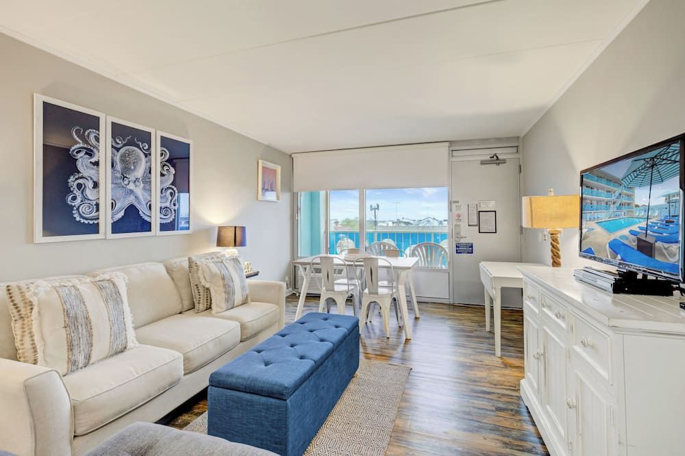 Ocean 7 from $124. Ocean City Hotel Deals & Reviews - KAYAK