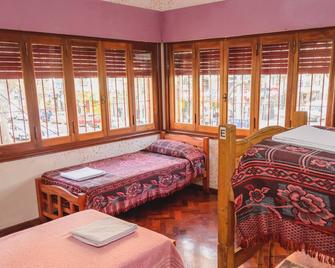 Hostel Confluencia - Mendoza - Bedroom