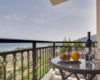 Seaview Villas - Vourvourou - Balcon
