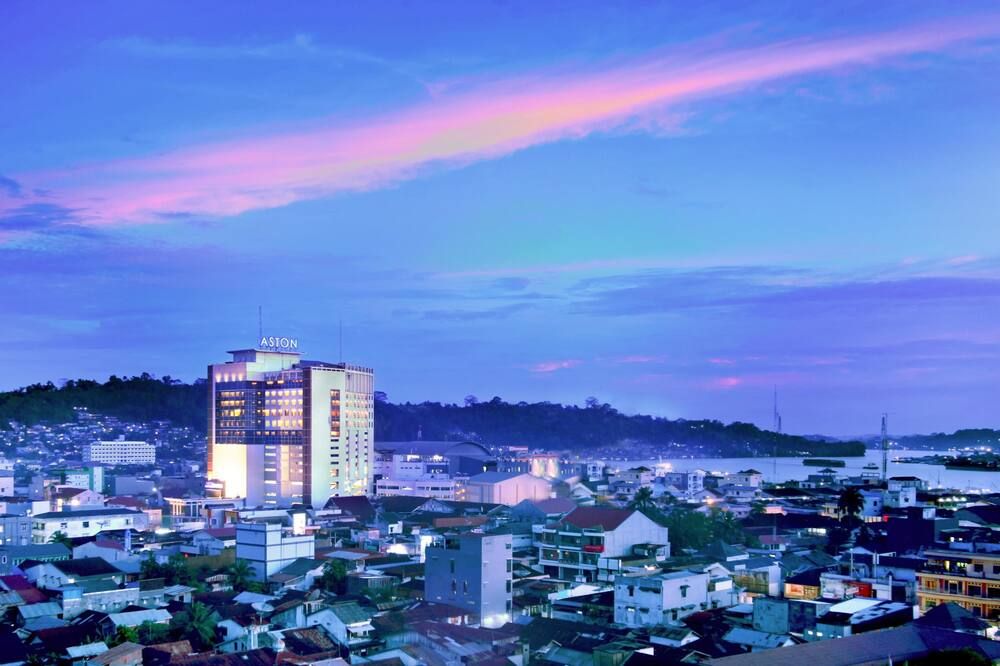 Aston Samarinda Hotel And Convention Center - סמרינדה - נוף חיצוני