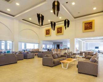 Atlantica Panthea Resort - Agia Napa - Lounge