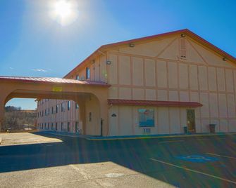 Econo Lodge Junction City I-70 Near Fort Riley - Junction City - Edificio