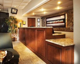 Northwest Inn - Woodward - Receptionist