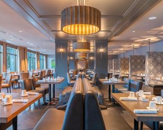 ذا مالكوم هوتل - كانمور - مطعم