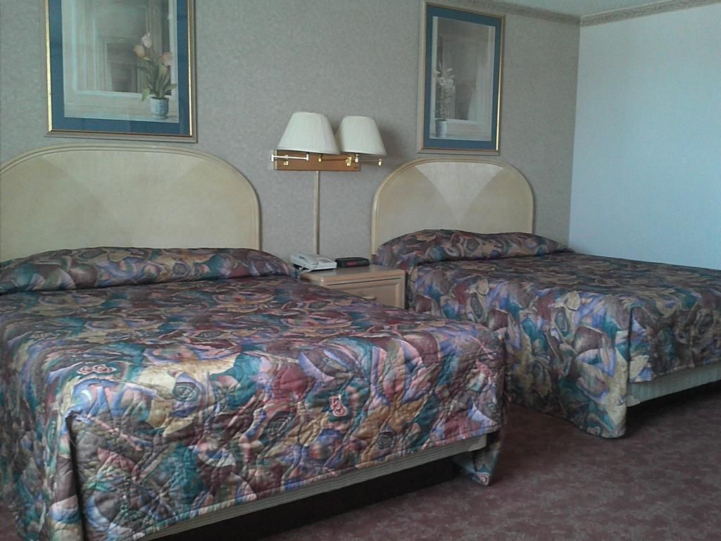 Knights Inn Brandon - Brandon - Bedroom