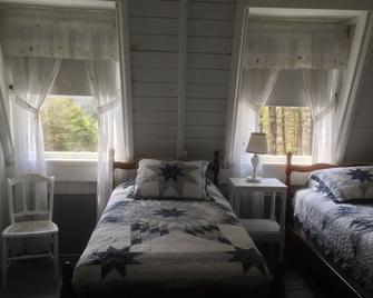Retreat or Reunion Home with Grand Porch and Views of Mountain and Lake - Harrisville - Bedroom