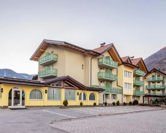 Hotel Garnì Monclassico - Monclassico - Κτίριο