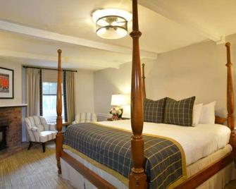 Pillar and Post Inn & Spa - Niagara-on-the-Lake - Bedroom