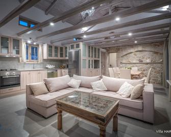 Blue Caves Villas - exceptional Villas with private pools direct access to the sea - Korithi - Sala de estar