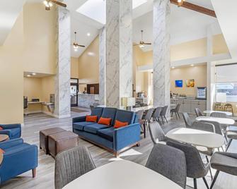 Comfort Inn and Suites Near Fallon Naval Air Station - Fallon - Restaurante